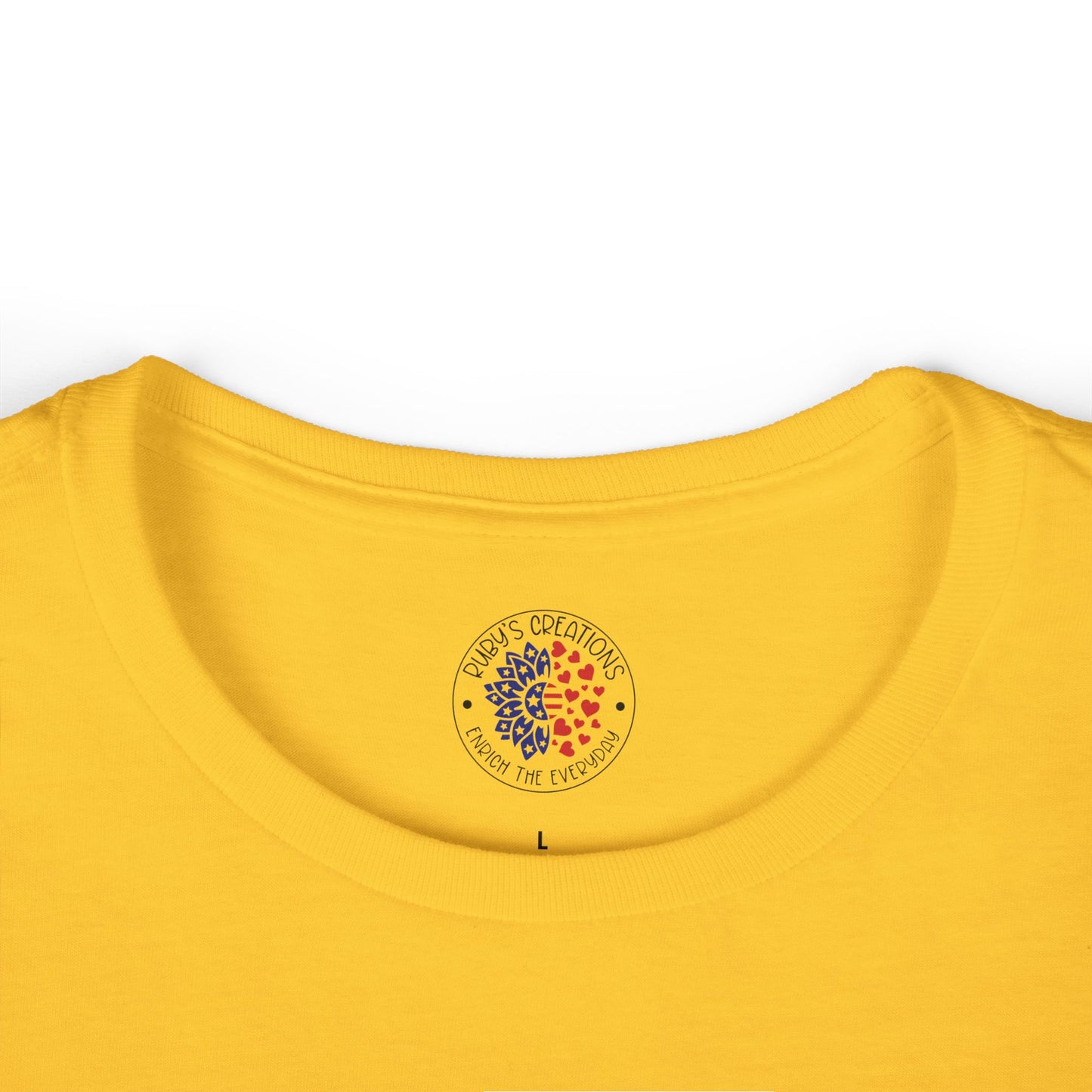 Women’s Thankful Tee for Autumn Celebrations | Fall Fashion, Christian Apparel, Thanksgiving Shirt, Cozy Outfits, Casual Wear