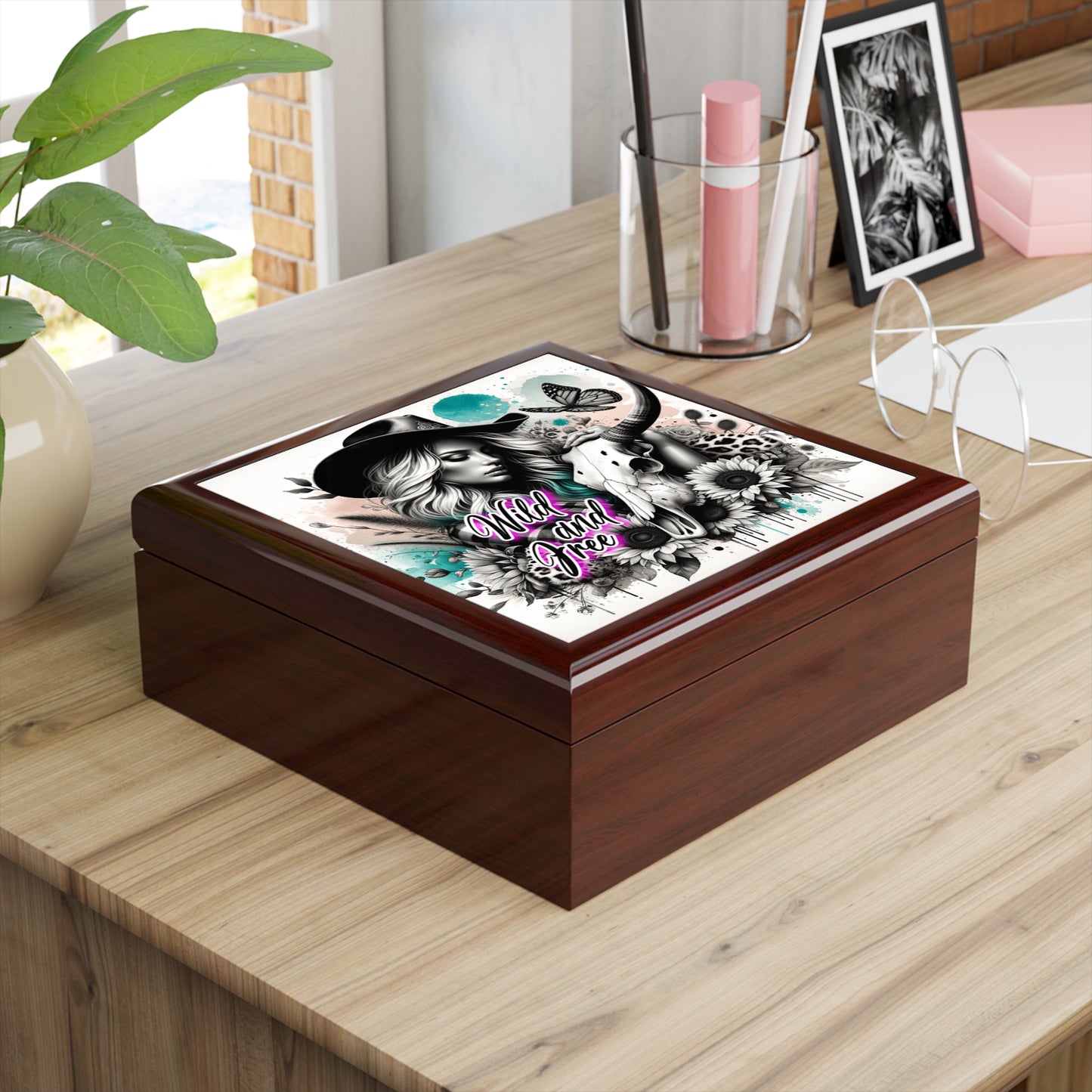 Wild and Free Jewelry Box, Western Decor, Gift for Her, Boho Chic Storage, Keepsake Organizer, Unique Jewelry Holder