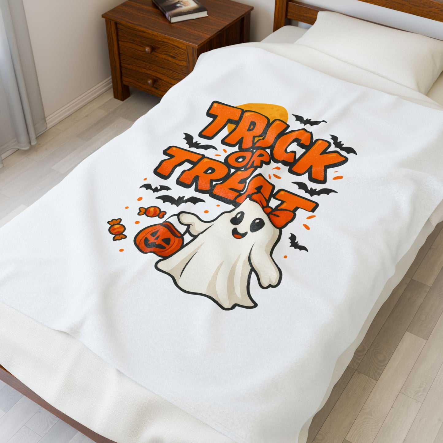 Halloween Plush Blanket, Cozy Fall Decor, Trick or Treat Throw Blanket, Spooky Season Gift, Kids Halloween Home Accessory