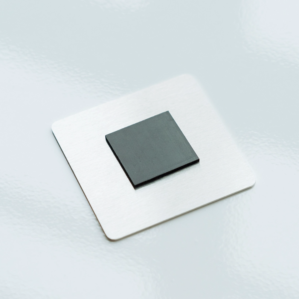 Real Steel Square Magnet - white