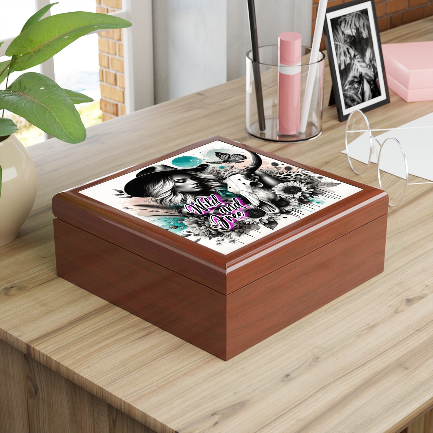 Wild and Free Jewelry Box, Western Decor, Gift for Her, Boho Chic Storage, Keepsake Organizer, Unique Jewelry Holder