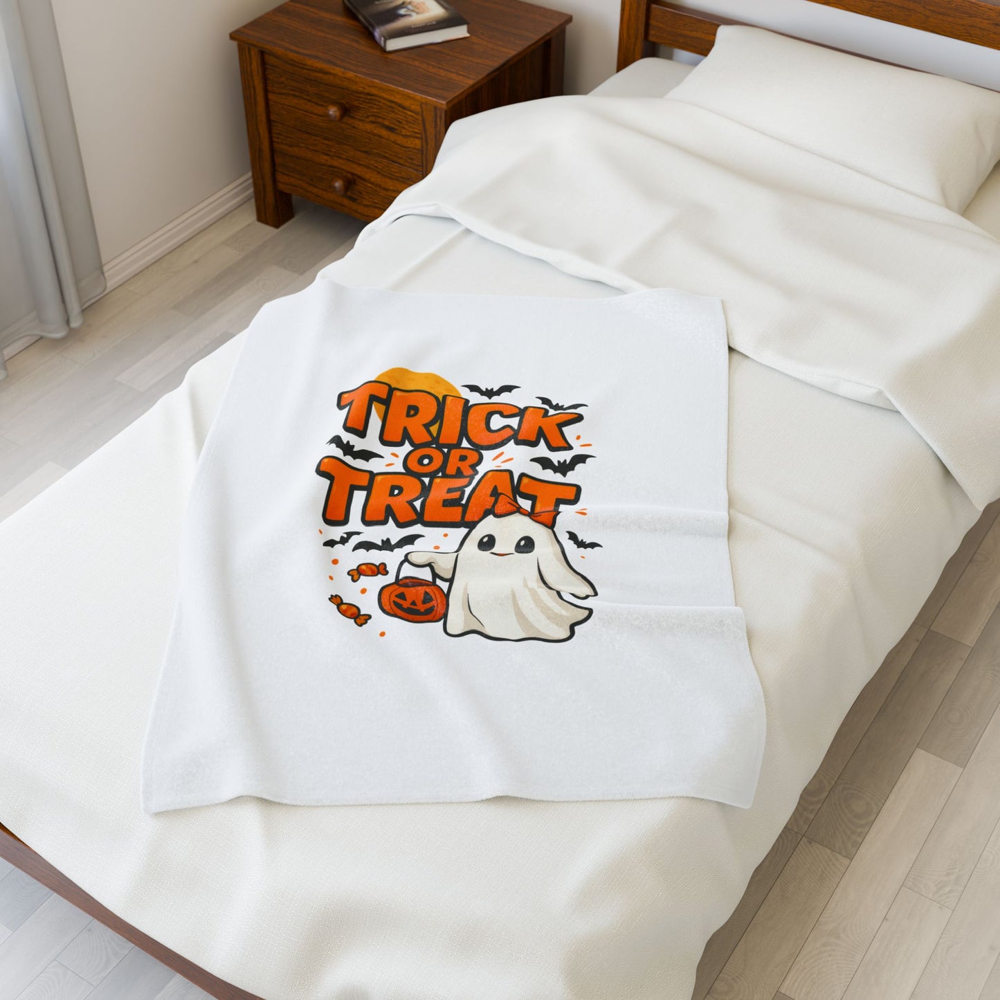 Halloween Plush Blanket, Cozy Fall Decor, Trick or Treat Throw Blanket, Spooky Season Gift, Kids Halloween Home Accessory