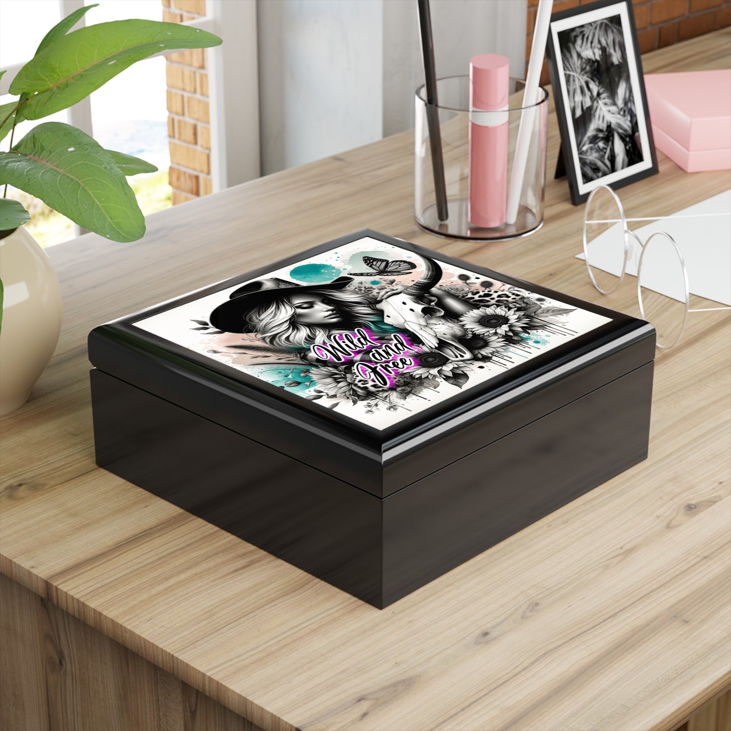 Wild and Free Jewelry Box, Western Decor, Gift for Her, Boho Chic Storage, Keepsake Organizer, Unique Jewelry Holder